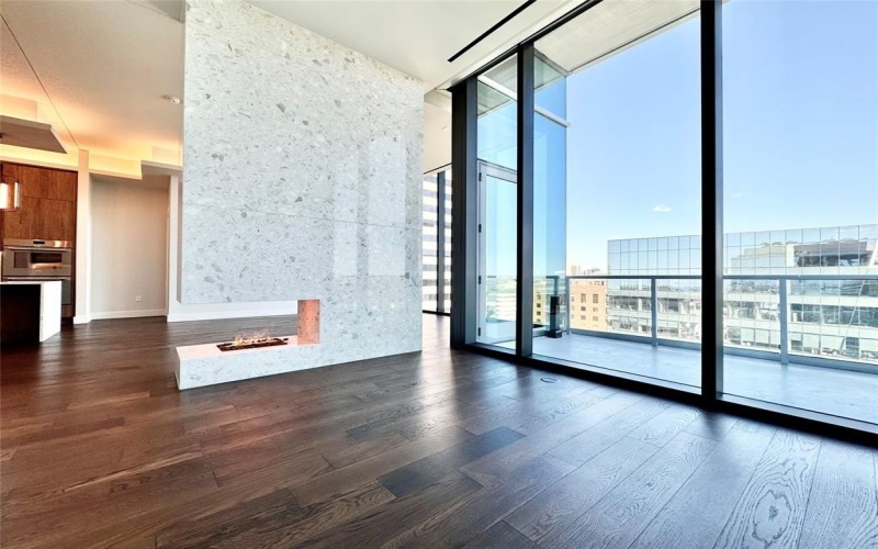 8111 Douglas Avenue #1403, Dallas, TX 75225, 2 Bedrooms Bedrooms, ,2 BathroomsBathrooms,Residential Lease,For Rent,8111 Douglas Avenue,20925436
