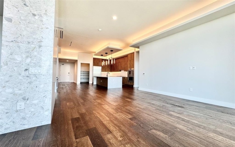 8111 Douglas Avenue #1403, Dallas, TX 75225, 2 Bedrooms Bedrooms, ,2 BathroomsBathrooms,Residential Lease,For Rent,8111 Douglas Avenue,20925436