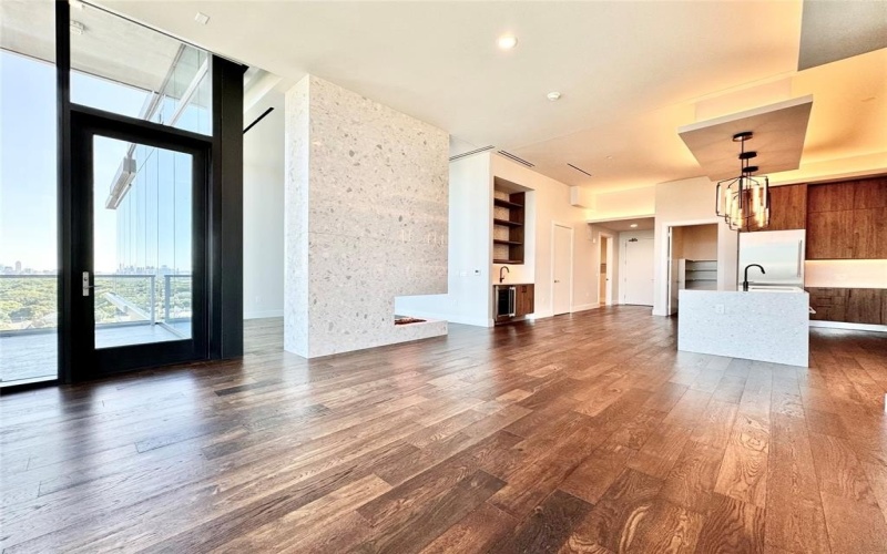 8111 Douglas Avenue #1403, Dallas, TX 75225, 2 Bedrooms Bedrooms, ,2 BathroomsBathrooms,Residential Lease,For Rent,8111 Douglas Avenue,20925436