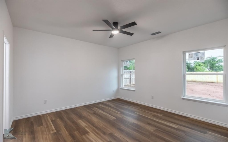 1370 Pecan Street, Abilene, TX 79602, 3 Bedrooms Bedrooms, ,2 BathroomsBathrooms,Residential,For Sale,1370 Pecan Street,20925456