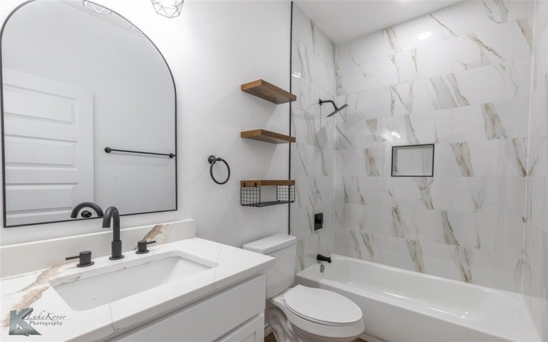 1370 Pecan Street, Abilene, TX 79602, 3 Bedrooms Bedrooms, ,2 BathroomsBathrooms,Residential,For Sale,1370 Pecan Street,20925456