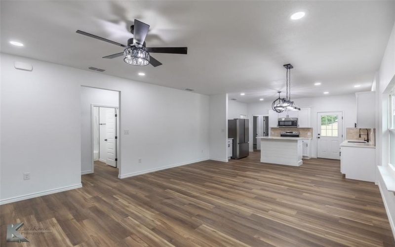 1370 Pecan Street, Abilene, TX 79602, 3 Bedrooms Bedrooms, ,2 BathroomsBathrooms,Residential,For Sale,1370 Pecan Street,20925456