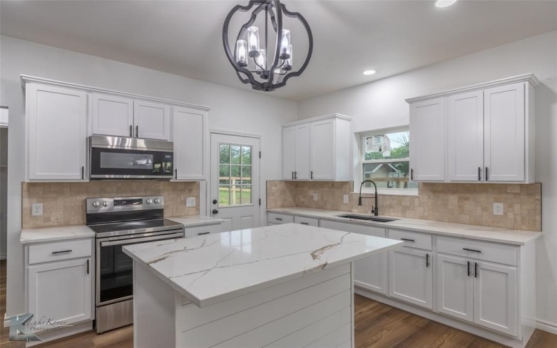 1370 Pecan Street, Abilene, TX 79602, 3 Bedrooms Bedrooms, ,2 BathroomsBathrooms,Residential,For Sale,1370 Pecan Street,20925456