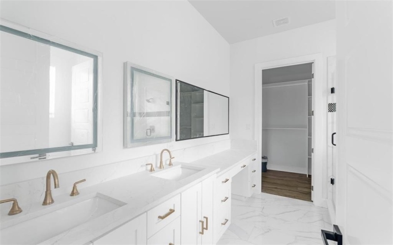 1116 E Cannon Street, Fort Worth, TX 76104, 3 Bedrooms Bedrooms, ,2 BathroomsBathrooms,Residential Lease,For Rent,1116 E Cannon Street,20925494