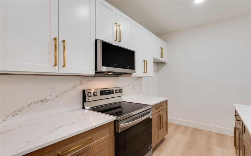 3904 De Maggio Avenue, Dallas, TX 75210, 4 Bedrooms Bedrooms, ,2 BathroomsBathrooms,Residential,For Sale,3904 De Maggio Avenue,20925771