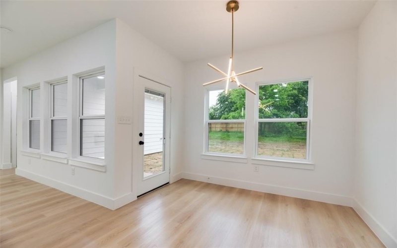 3904 De Maggio Avenue, Dallas, TX 75210, 4 Bedrooms Bedrooms, ,2 BathroomsBathrooms,Residential,For Sale,3904 De Maggio Avenue,20925771