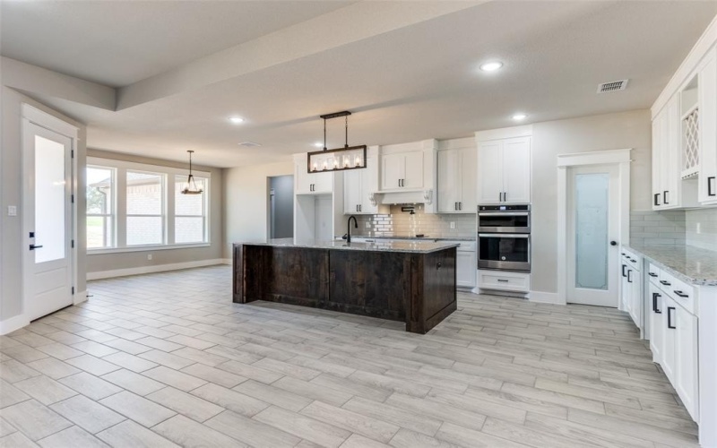 2017 Swallowtail Court, Poolville, TX 76487, 5 Bedrooms Bedrooms, ,5 BathroomsBathrooms,Residential,For Sale,2017 Swallowtail Court,20925877