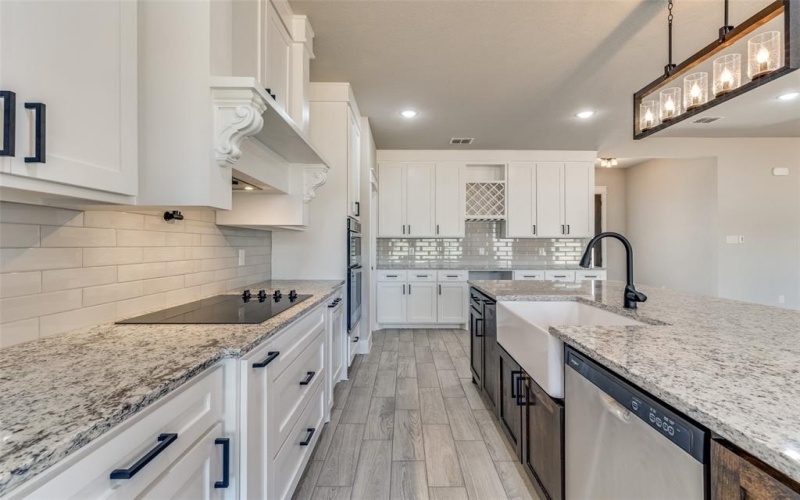 2017 Swallowtail Court, Poolville, TX 76487, 5 Bedrooms Bedrooms, ,5 BathroomsBathrooms,Residential,For Sale,2017 Swallowtail Court,20925877