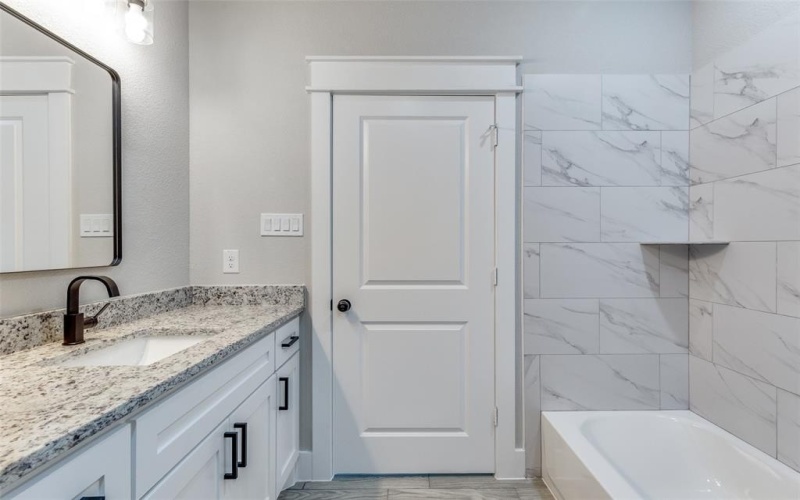 2017 Swallowtail Court, Poolville, TX 76487, 5 Bedrooms Bedrooms, ,5 BathroomsBathrooms,Residential,For Sale,2017 Swallowtail Court,20925877