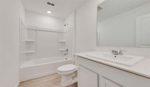 1605 Crested Way, Fort Worth, TX 76140, 3 Bedrooms Bedrooms, ,2 BathroomsBathrooms,Residential,For Sale,1605 Crested Way,20925880