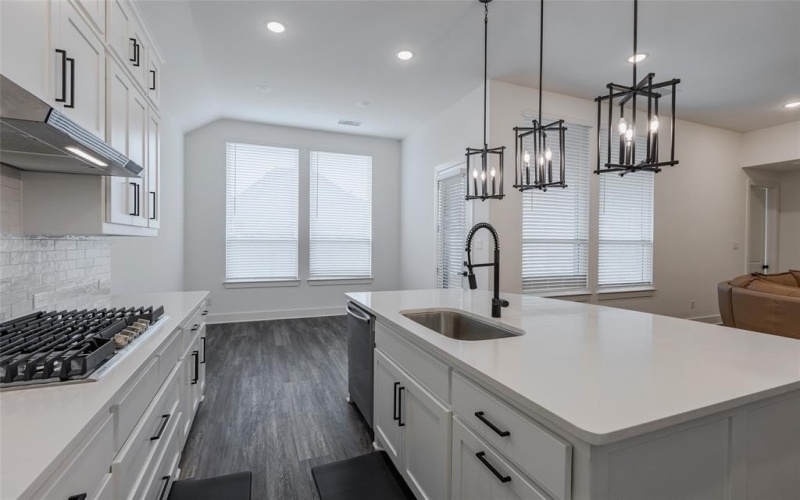 3509 Mescalbean Drive, McKinney, TX 75071, 4 Bedrooms Bedrooms, ,2 BathroomsBathrooms,Residential,For Sale,3509 Mescalbean Drive,20925946