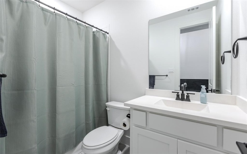 3509 Mescalbean Drive, McKinney, TX 75071, 4 Bedrooms Bedrooms, ,2 BathroomsBathrooms,Residential,For Sale,3509 Mescalbean Drive,20925946