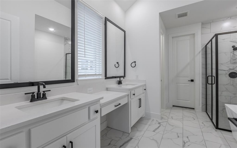3509 Mescalbean Drive, McKinney, TX 75071, 4 Bedrooms Bedrooms, ,2 BathroomsBathrooms,Residential,For Sale,3509 Mescalbean Drive,20925946