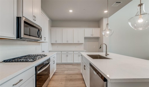 8343 Challenger Lane, Frisco, TX 75034, 3 Bedrooms Bedrooms, ,3 BathroomsBathrooms,Residential Lease,For Rent,8343 Challenger Lane,20926025