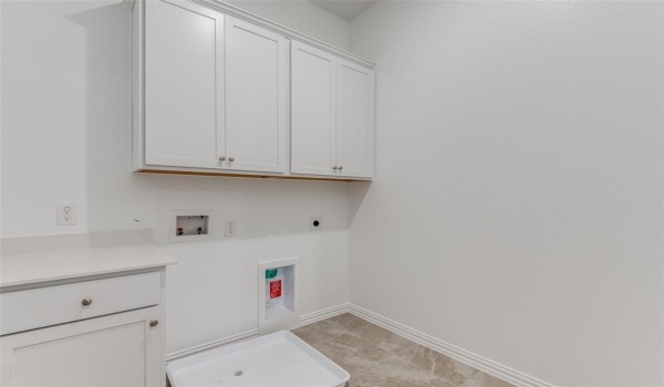 8343 Challenger Lane, Frisco, TX 75034, 3 Bedrooms Bedrooms, ,3 BathroomsBathrooms,Residential Lease,For Rent,8343 Challenger Lane,20926025