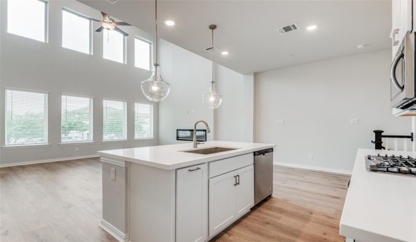 8343 Challenger Lane, Frisco, TX 75034, 3 Bedrooms Bedrooms, ,3 BathroomsBathrooms,Residential Lease,For Rent,8343 Challenger Lane,20926025