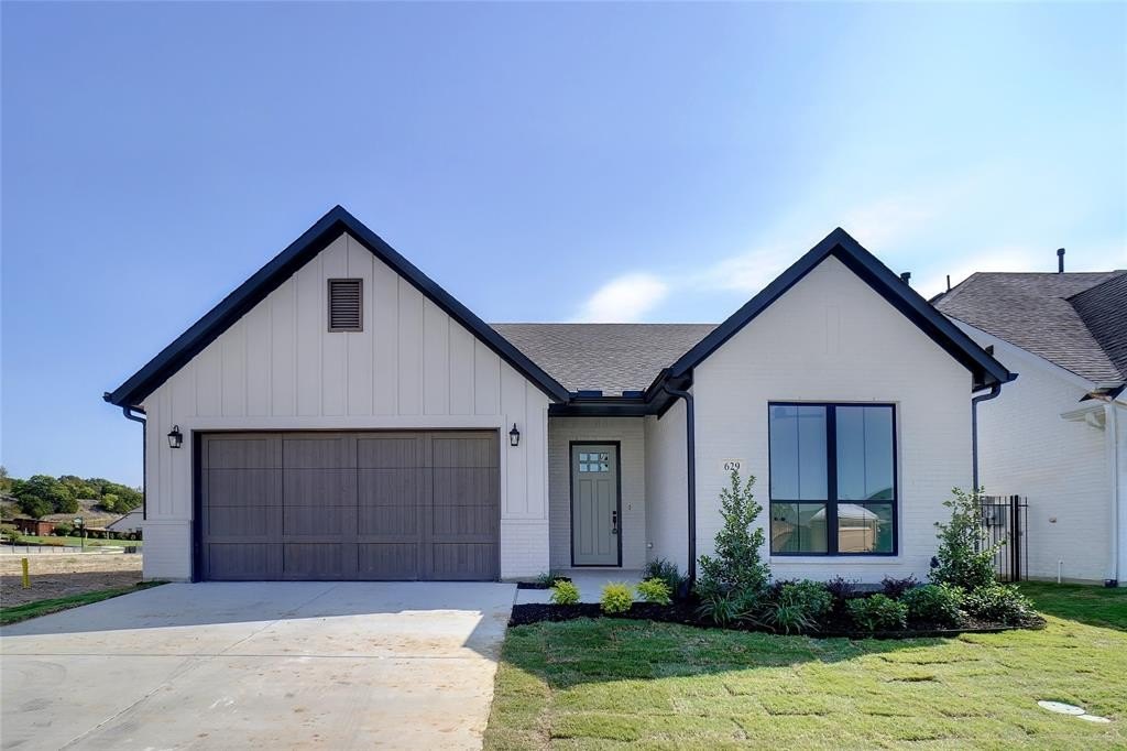 629 Hummingbird Drive, Aledo, TX 76008, 3 Bedrooms Bedrooms, ,2 BathroomsBathrooms,Residential,For Sale,629 Hummingbird Drive,20926088