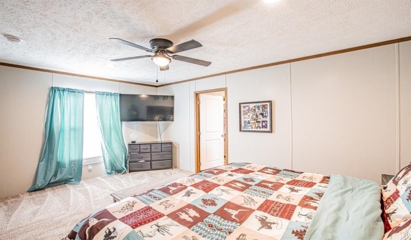 335 Overland Trail, Bridgeport, TX 76426, 3 Bedrooms Bedrooms, ,2 BathroomsBathrooms,Residential,For Sale,335 Overland Trail,20926219