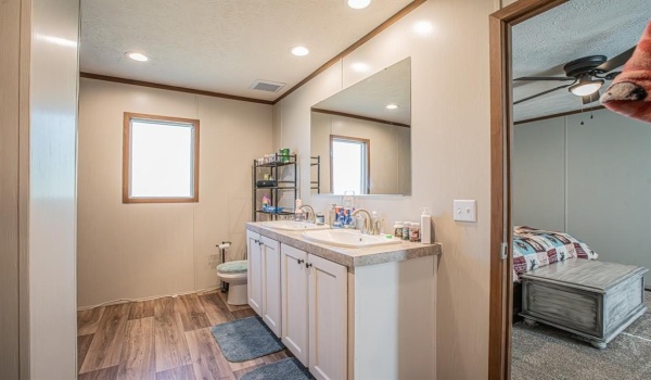 335 Overland Trail, Bridgeport, TX 76426, 3 Bedrooms Bedrooms, ,2 BathroomsBathrooms,Residential,For Sale,335 Overland Trail,20926219