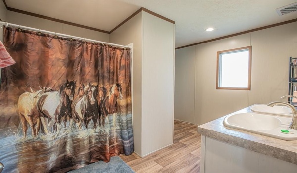 335 Overland Trail, Bridgeport, TX 76426, 3 Bedrooms Bedrooms, ,2 BathroomsBathrooms,Residential,For Sale,335 Overland Trail,20926219