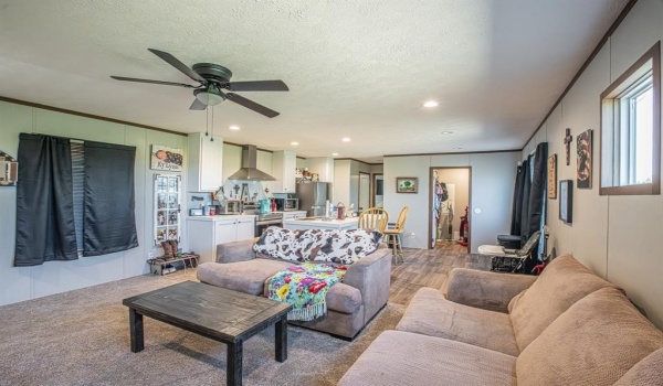 335 Overland Trail, Bridgeport, TX 76426, 3 Bedrooms Bedrooms, ,2 BathroomsBathrooms,Residential,For Sale,335 Overland Trail,20926219