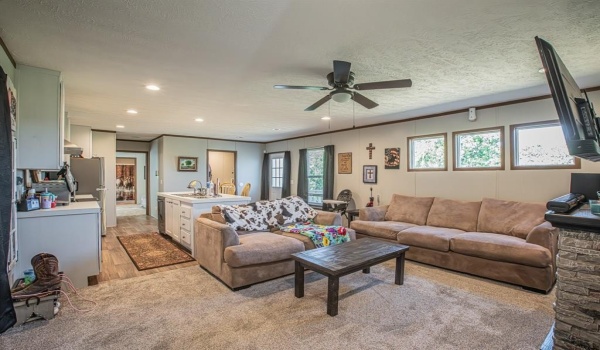 335 Overland Trail, Bridgeport, TX 76426, 3 Bedrooms Bedrooms, ,2 BathroomsBathrooms,Residential,For Sale,335 Overland Trail,20926219