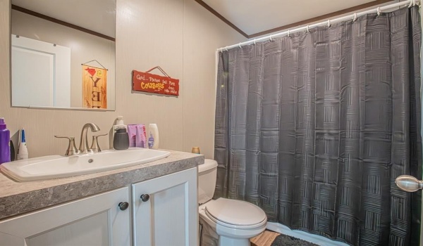 335 Overland Trail, Bridgeport, TX 76426, 3 Bedrooms Bedrooms, ,2 BathroomsBathrooms,Residential,For Sale,335 Overland Trail,20926219