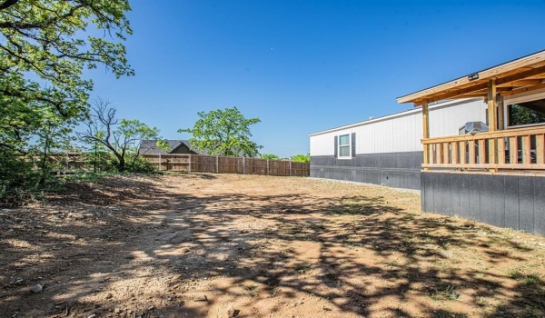 335 Overland Trail, Bridgeport, TX 76426, 3 Bedrooms Bedrooms, ,2 BathroomsBathrooms,Residential,For Sale,335 Overland Trail,20926219