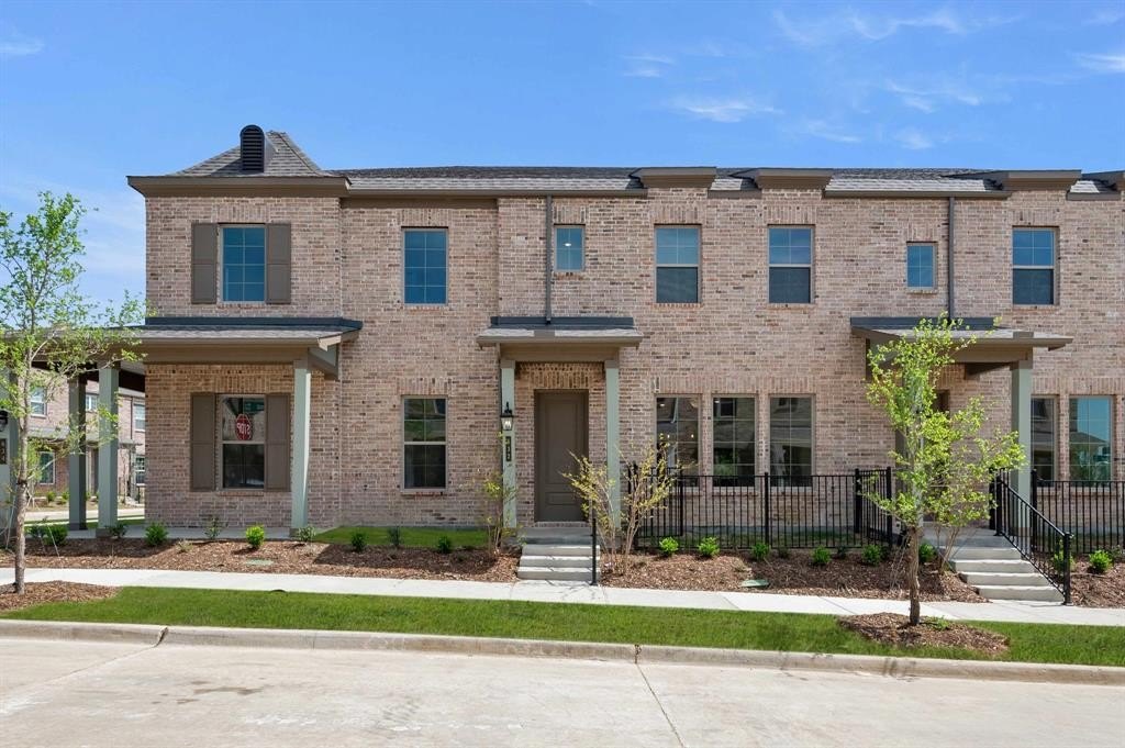 632 Redwood, Mansfield, TX 76063, 3 Habitaciones Habitaciones , ,2 BañosBaños,Residential,En Venta,632 Redwood,20926336