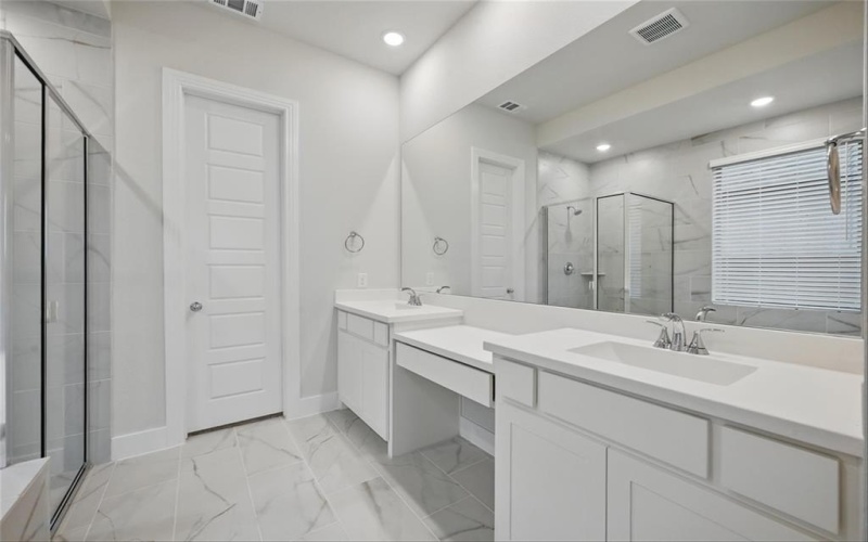 2429 Halter Drive, Aubrey, TX 76227, 4 Habitaciones Habitaciones , ,5 BañosBaños,Residential,En Venta,2429 Halter Drive,20926338