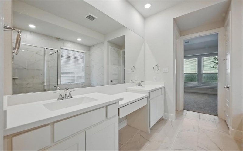2429 Halter Drive, Aubrey, TX 76227, 4 Habitaciones Habitaciones , ,5 BañosBaños,Residential,En Venta,2429 Halter Drive,20926338