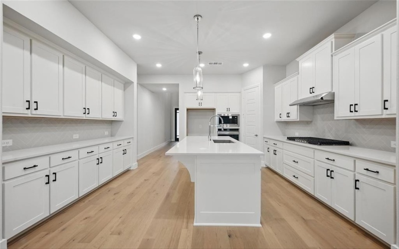 2429 Halter Drive, Aubrey, TX 76227, 4 Habitaciones Habitaciones , ,5 BañosBaños,Residential,En Venta,2429 Halter Drive,20926338