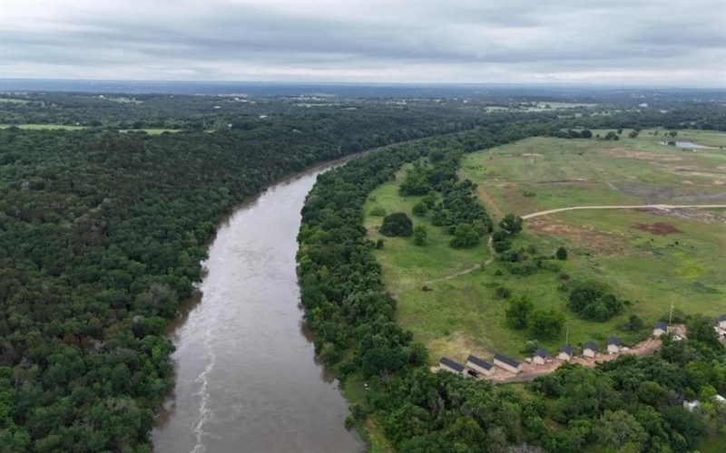 1364 County Road 316, Rainbow, TX 76077, 15 Bedrooms Bedrooms, ,12 BathroomsBathrooms,Residential Multi Family,For Sale,1364 County Road 316,20926400