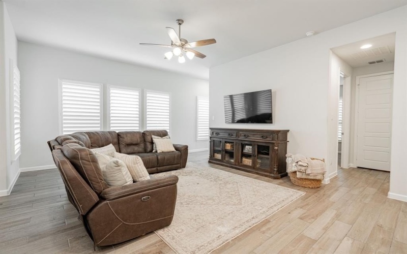 5308 Tupper Avenue, Fate, TX 75087, 3 Bedrooms Bedrooms, ,2 BathroomsBathrooms,Residential,For Sale,5308 Tupper Avenue,20926416