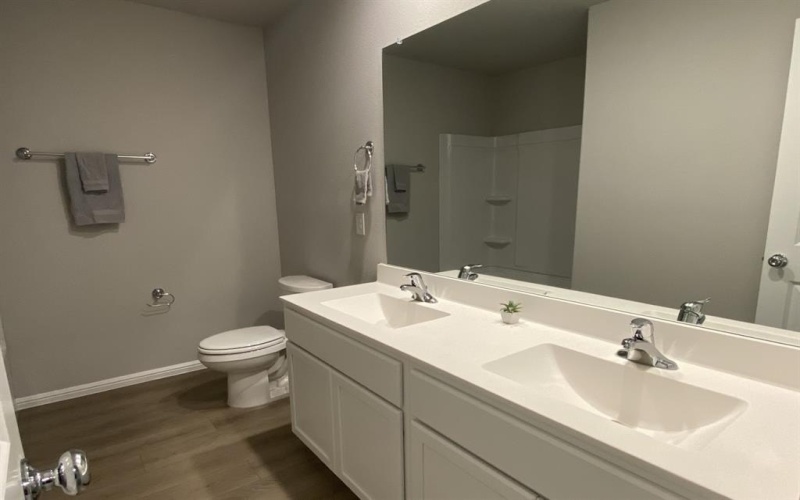 7550 Prairie Holly Lane, Grand Prairie, TX 76084, 3 Habitaciones Habitaciones , ,2 BañosBaños,Residential,En Venta,7550 Prairie Holly Lane,20924456