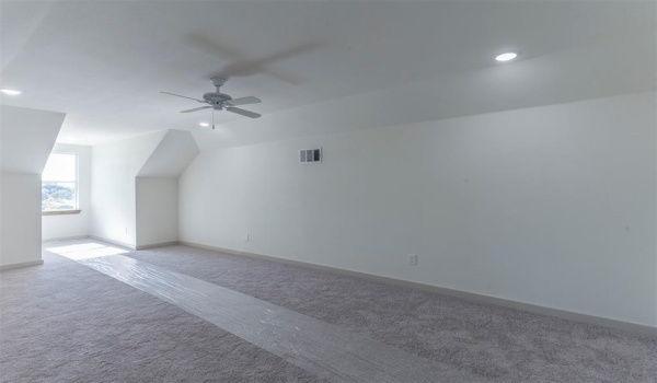 2017 Zuefeldt Drive, Arlington, TX 76002, 3 Bedrooms Bedrooms, ,2 BathroomsBathrooms,Residential,For Sale,2017 Zuefeldt Drive,20924475