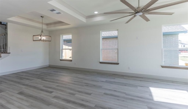 2017 Zuefeldt Drive, Arlington, TX 76002, 3 Bedrooms Bedrooms, ,2 BathroomsBathrooms,Residential,For Sale,2017 Zuefeldt Drive,20924475