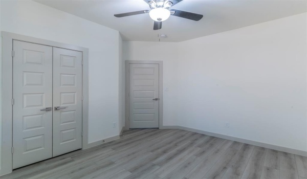 2017 Zuefeldt Drive, Arlington, TX 76002, 3 Bedrooms Bedrooms, ,2 BathroomsBathrooms,Residential,For Sale,2017 Zuefeldt Drive,20924475