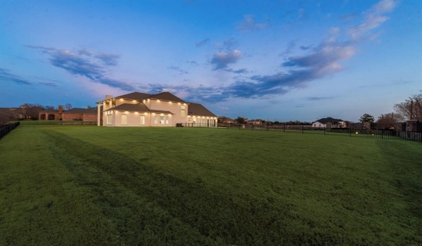 100 Old Vineyard Lane, Heath, TX 75032, 5 Bedrooms Bedrooms, ,5 BathroomsBathrooms,Residential,For Sale,100 Old Vineyard Lane,20926521
