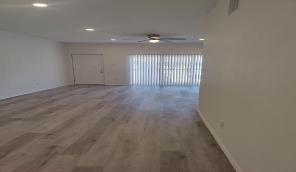 11218 Park Central Place #C, Dallas, TX 75230, 2 Bedrooms Bedrooms, ,2 BathroomsBathrooms,Residential Lease,For Rent,11218 Park Central Place,20927108