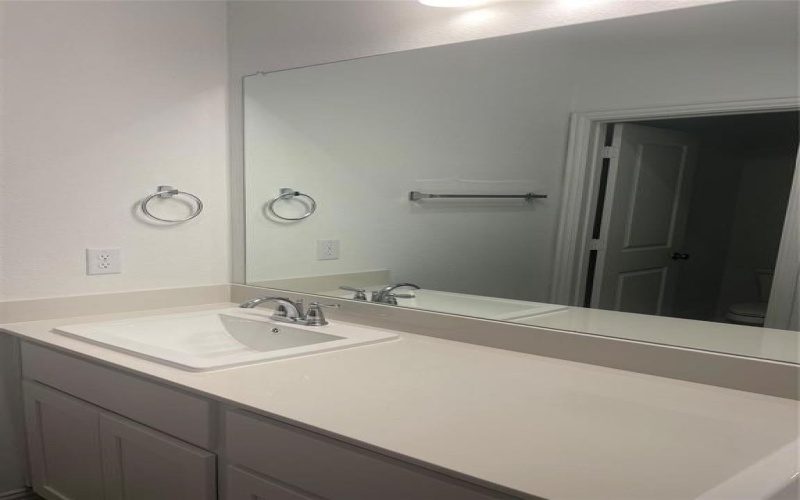 9927 Schramm Street, Irving, TX 75063, 3 Bedrooms Bedrooms, ,2 BathroomsBathrooms,Residential Lease,For Rent,9927 Schramm Street,20927260