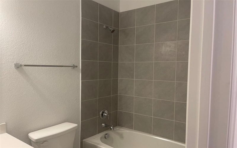 9927 Schramm Street, Irving, TX 75063, 3 Bedrooms Bedrooms, ,2 BathroomsBathrooms,Residential Lease,For Rent,9927 Schramm Street,20927260