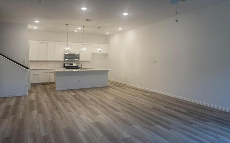 9927 Schramm Street, Irving, TX 75063, 3 Bedrooms Bedrooms, ,2 BathroomsBathrooms,Residential Lease,For Rent,9927 Schramm Street,20927260