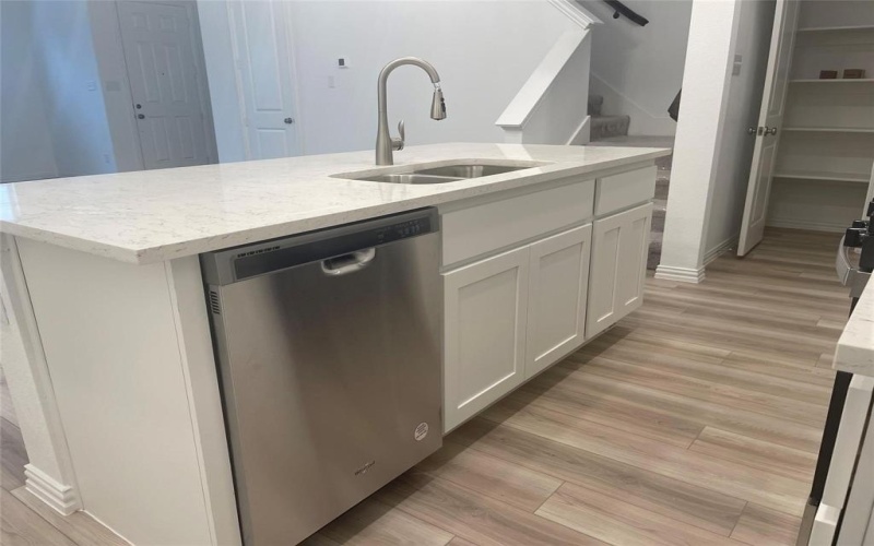 9927 Schramm Street, Irving, TX 75063, 3 Bedrooms Bedrooms, ,2 BathroomsBathrooms,Residential Lease,For Rent,9927 Schramm Street,20927260
