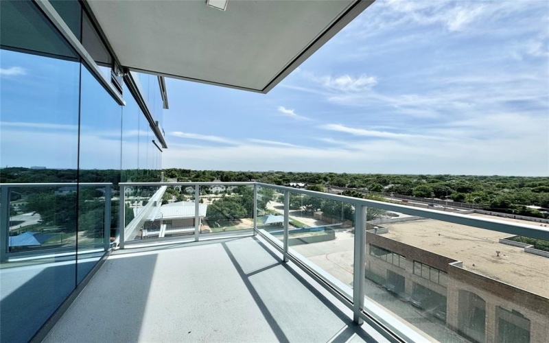 8111 Douglas Avenue #706, Dallas, TX 75225, 2 Bedrooms Bedrooms, ,2 BathroomsBathrooms,Residential Lease,For Rent,8111 Douglas Avenue,20927342