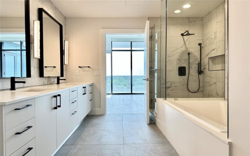 8111 Douglas Avenue #706, Dallas, TX 75225, 2 Bedrooms Bedrooms, ,2 BathroomsBathrooms,Residential Lease,For Rent,8111 Douglas Avenue,20927342