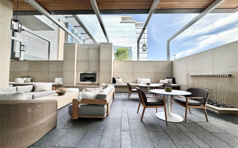 8111 Douglas Avenue #706, Dallas, TX 75225, 2 Bedrooms Bedrooms, ,2 BathroomsBathrooms,Residential Lease,For Rent,8111 Douglas Avenue,20927342
