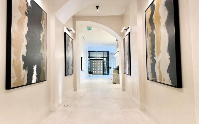 8111 Douglas Avenue #706, Dallas, TX 75225, 2 Bedrooms Bedrooms, ,2 BathroomsBathrooms,Residential Lease,For Rent,8111 Douglas Avenue,20927342