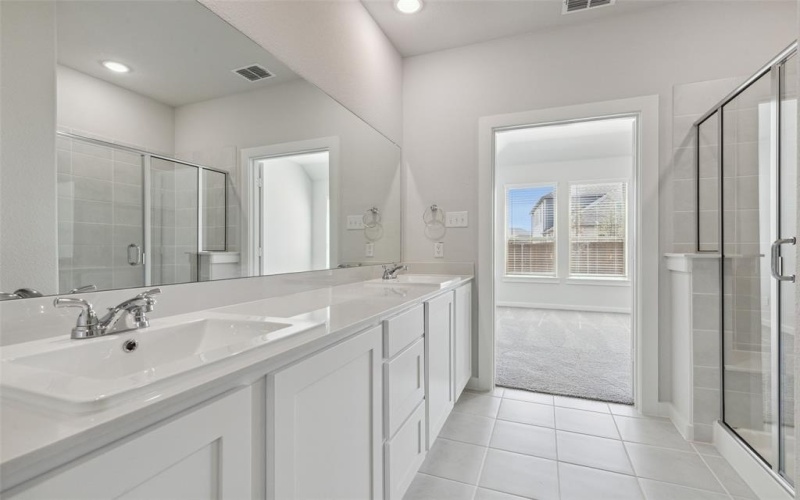 718 Pine Beach Drive, McKinney, TX 75071, 4 Bedrooms Bedrooms, ,2 BathroomsBathrooms,Residential,For Sale,718 Pine Beach Drive,20927609
