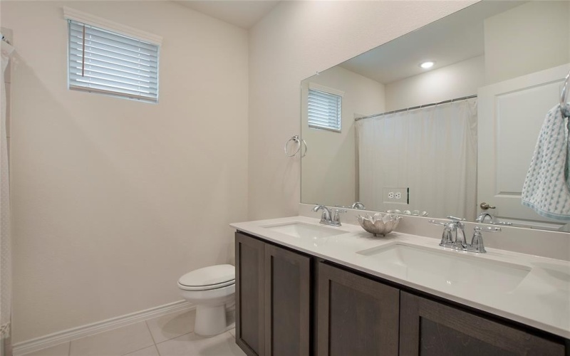 10337 Geode Street, Aubrey, TX 76227, 3 Bedrooms Bedrooms, ,2 BathroomsBathrooms,Residential,For Sale,10337 Geode Street,20927746